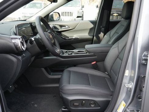 New 2026 Chevrolet Equinox LT w/ Convenience Package II image 6