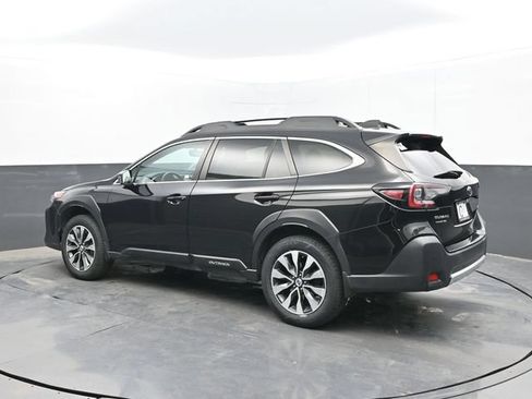 Used 2023 Subaru Outback Limited AWD/4WD image 3