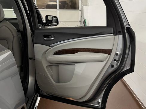 Used 2020 Acura MDX SH-AWD image 37