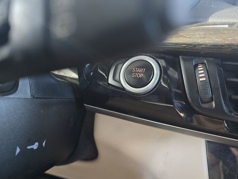 Used 2018 BMW X5 xDrive40e image 35