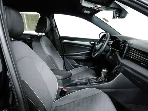 Used 2025 Volkswagen Jetta Sport FWD image 24