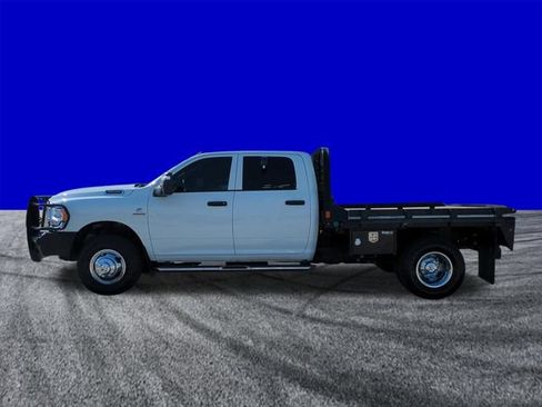 Used 2024 RAM 3500 Tradesman w/ Chrome Appearance Group AWD/4WD image 7