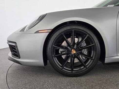 Used 2023 Porsche 911 Carrera T RWD image 9