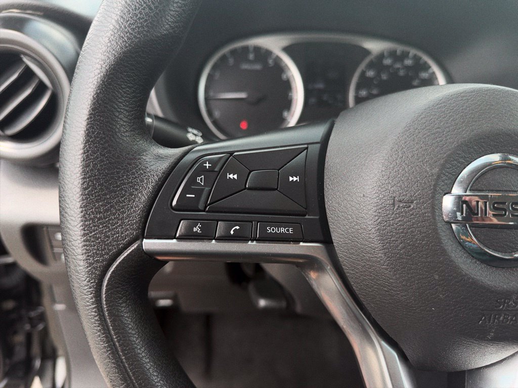 Used 2020 Nissan Kicks S FWD image 7