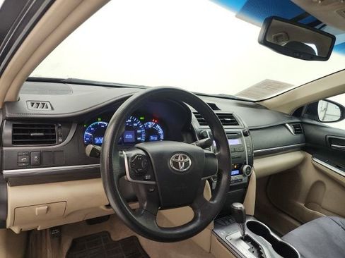 Used 2012 Toyota Camry LE image 12