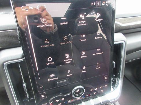 New 2026 GMC Yukon XL Elevation w/ Elevation Premium Package image 19