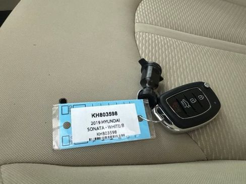 Used 2019 Hyundai Sonata SE FWD image 32
