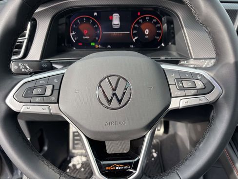New 2026 Volkswagen Atlas Peak Edition AWD/4WD image 16