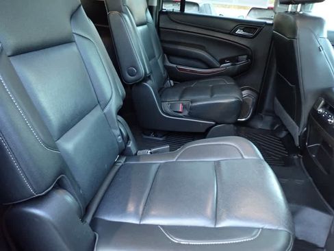 Used 2019 GMC Yukon XL SLT image 23