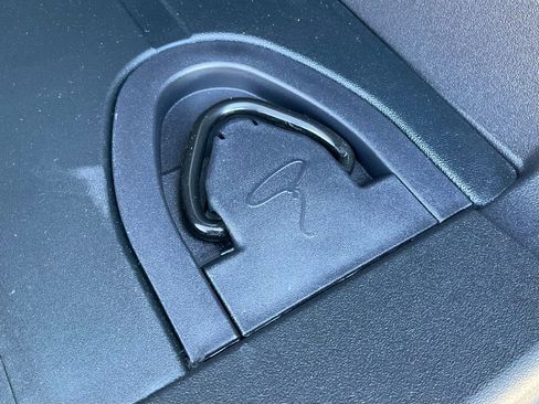 Certified 2024 Ford Bronco Black Diamond w/ Sasquatch Package image 23