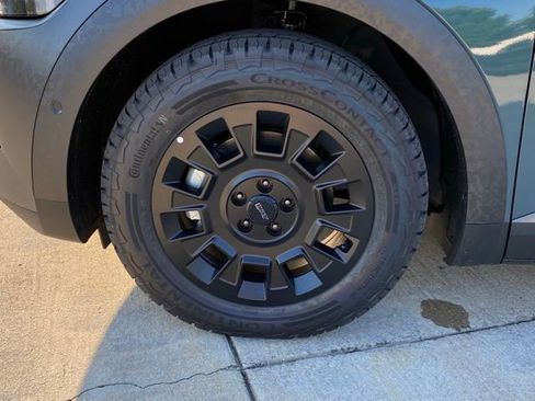 New 2025 Hyundai Ioniq 5 XRT image 31