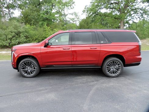 New 2026 Cadillac Escalade ESV Platinum Sport image 8