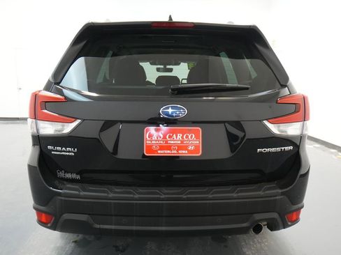 Used 2023 Subaru Forester Limited w/ Popular Package #3 image 8