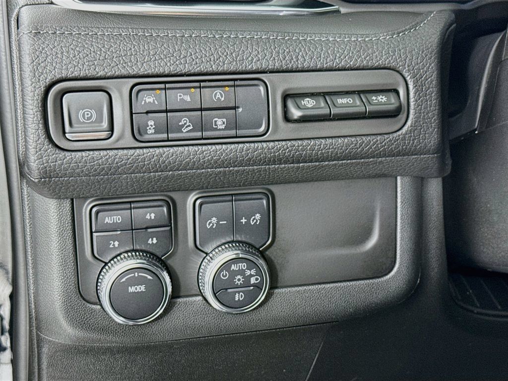 Used 2023 GMC Yukon XL Denali w/ LPO, Floor Liner Package AWD/4WD image 14