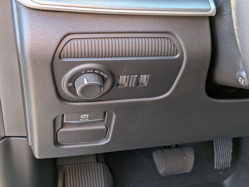 New 2026 Jeep Grand Wagoneer Limited image 15