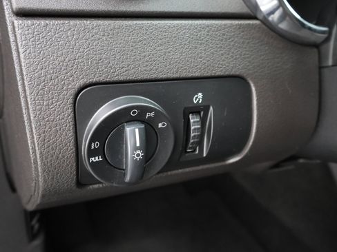Used 2007 Ford Mustang GT Premium RWD image 33
