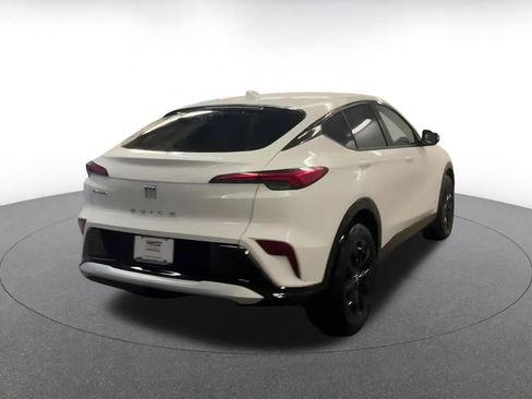 Used 2025 Buick Envista Sport Touring image 12