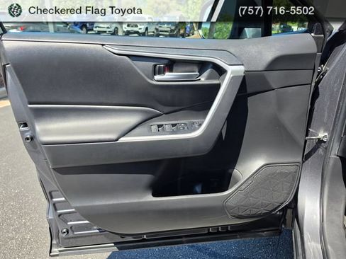 Used 2023 Toyota RAV4 SE w/ Convenience Package AWD/4WD image 15
