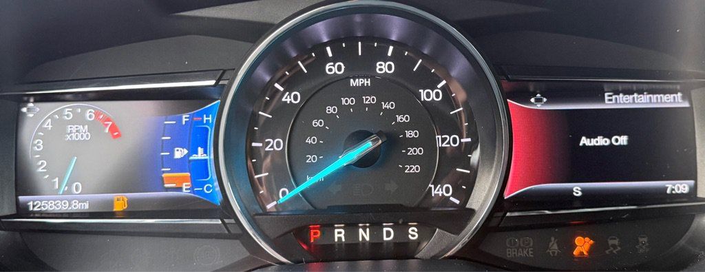 Used 2016 Ford Explorer Limited FWD image 12