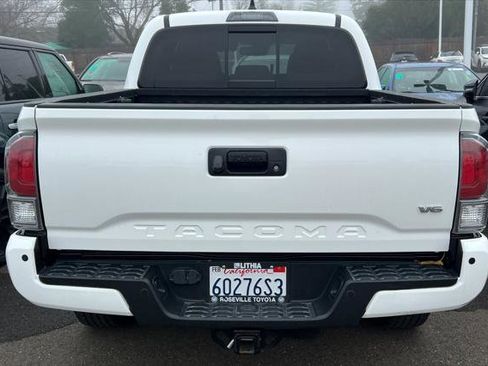 Certified 2023 Toyota Tacoma TRD Off-Road image 5