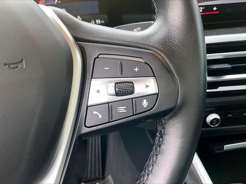 Used 2023 BMW i4 eDrive40 image 15