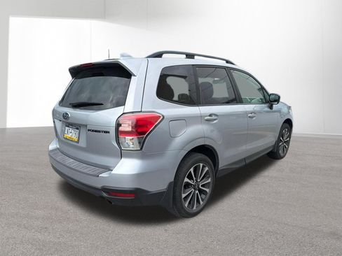Used 2018 Subaru Forester 2.5i Premium w/ Protection Package #1 AWD/4WD image 3