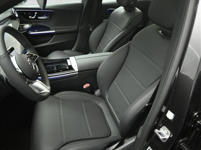 Certified 2026 Mercedes-Benz C 300 4MATIC Sedan image 9