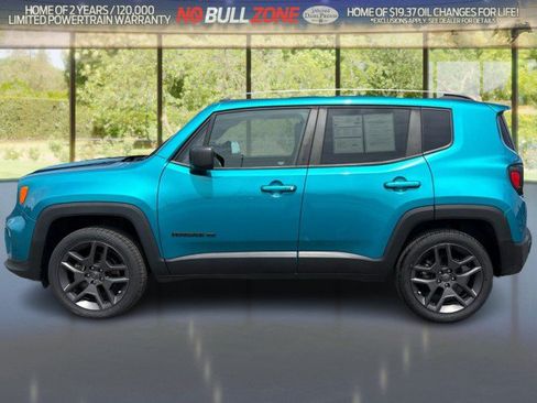 Used 2021 Jeep Renegade Latitude w/ Convenience Group AWD/4WD image 2