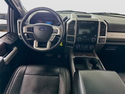 Used 2017 Ford F350 Lariat w/ Chrome Package image 2