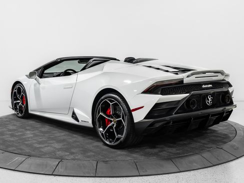 Used 2020 Lamborghini Huracan EVO AWD/4WD image 5