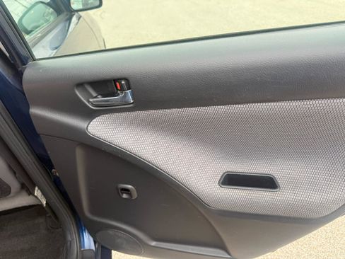 Used 2005 Toyota Matrix image 17