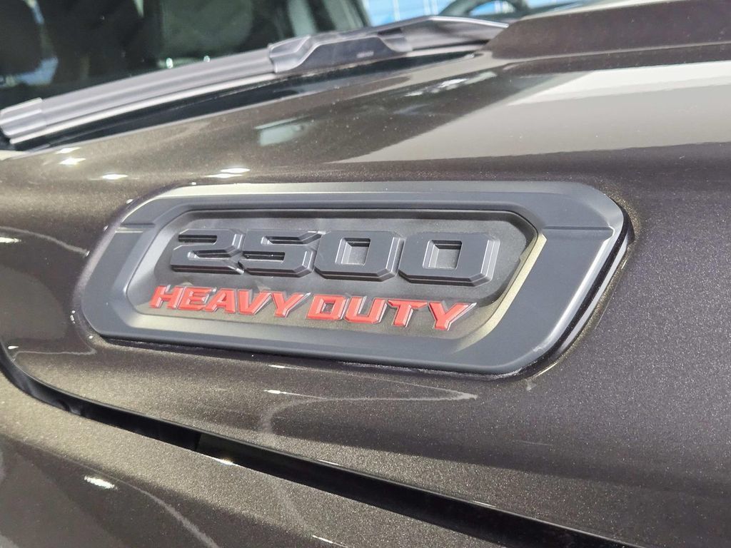 New 2026 RAM 2500 Warlock AWD/4WD image 15