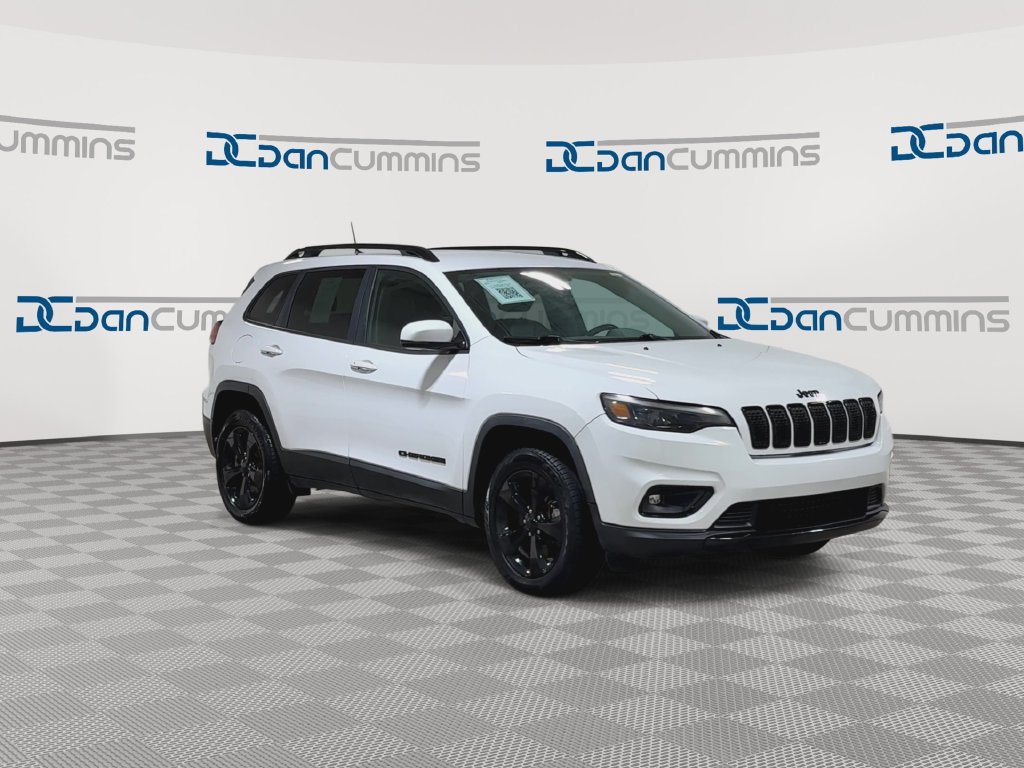 Used 2020 Jeep Cherokee Latitude Plus AWD/4WD image 2