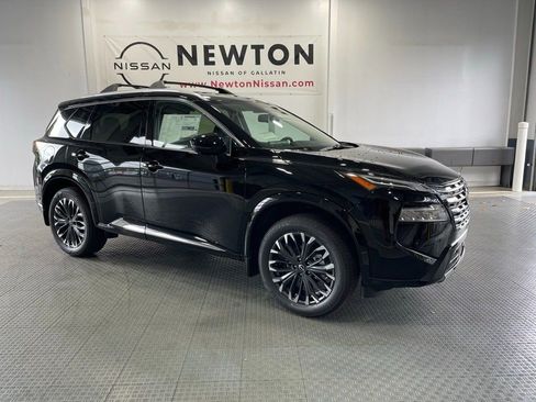 New 2026 Nissan Rogue Platinum w/ Platinum Premium Package image 2