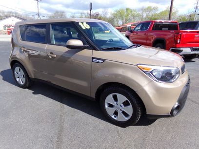 Used 2016 Kia Soul w/ Convenience Package