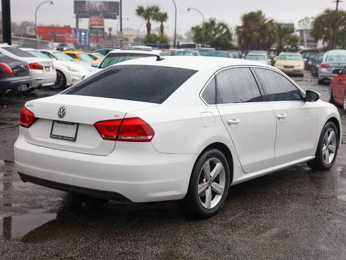 Used 2012 Volkswagen Passat 2.5 SE image 11