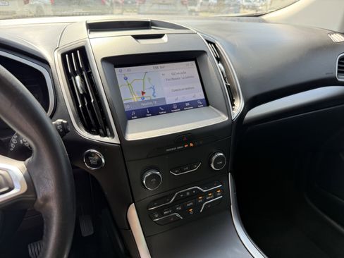 Used 2020 Ford Edge SEL w/ Convenience Package image 19