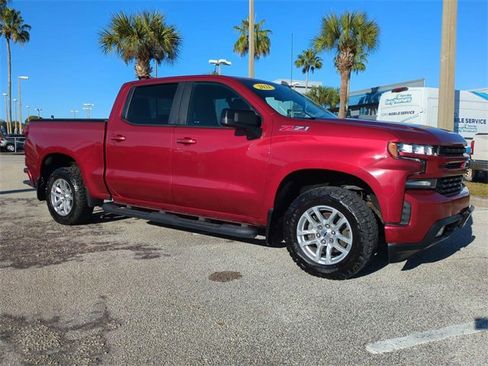 Used 2021 Chevrolet Silverado 1500 RST image 2