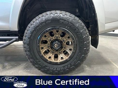 Used 2022 Toyota 4Runner TRD Off-Road image 8