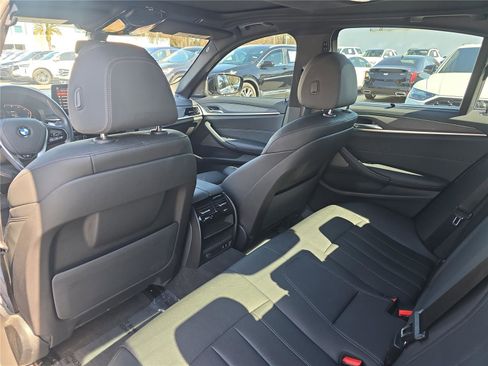 Certified 2023 BMW 530i w/ Executive Package image 10