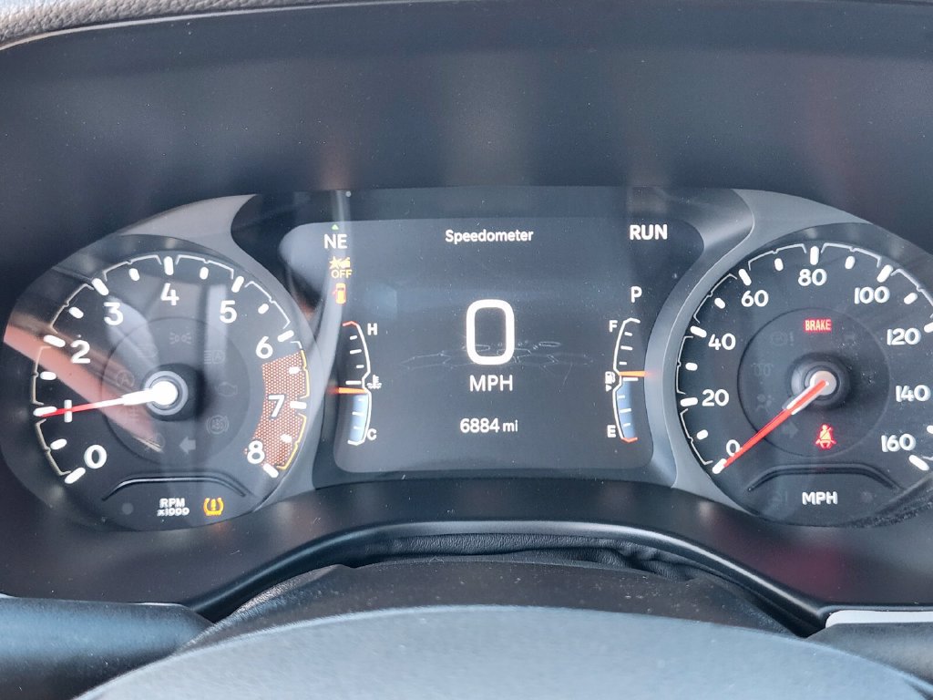 Used 2026 Jeep Compass Limited AWD/4WD image 32