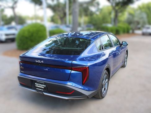 Certified 2025 Kia K4 FWD image 7