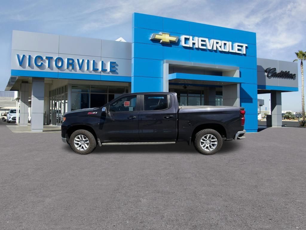 Certified 2022 Chevrolet Silverado 1500 LT w/ Diesel Off-Road Package AWD/4WD image 9