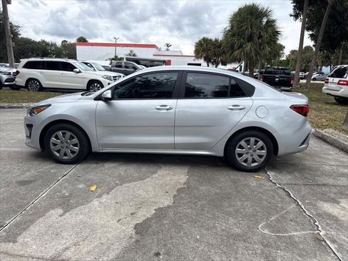 Used 2022 Kia Rio S image 9