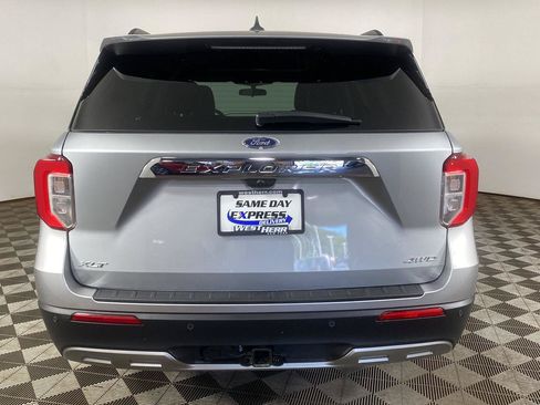 Used 2023 Ford Explorer XLT w/ Equipment Group 202A AWD/4WD image 6