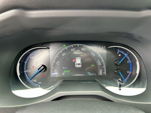 Used 2022 Toyota RAV4 Limited image 37