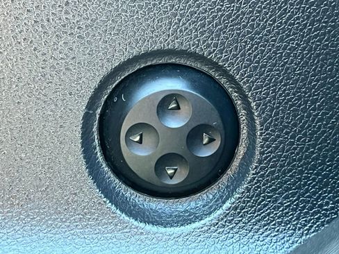 Used 2016 Mercedes-Benz GLA 250 4MATIC image 36