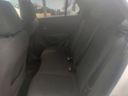 Used 2019 Chevrolet Trax LS w/ Tint and Cruise Package image 15