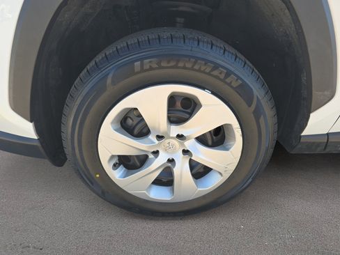 Used 2021 Toyota RAV4 LE image 24