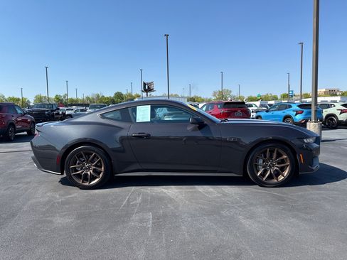 Used 2024 Ford Mustang GT Premium RWD image 2